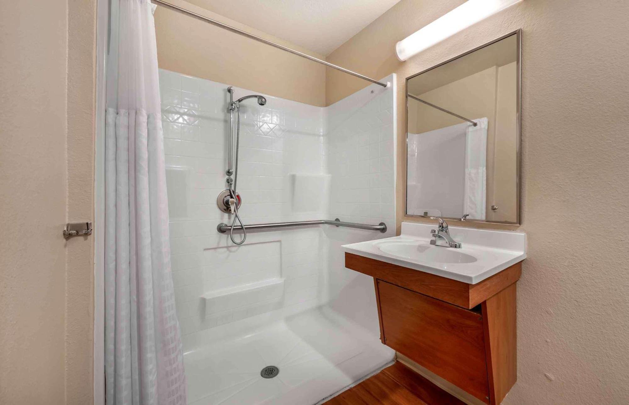 Extended Stay America Select Suites - Wichita - Airport Eksteriør bilde