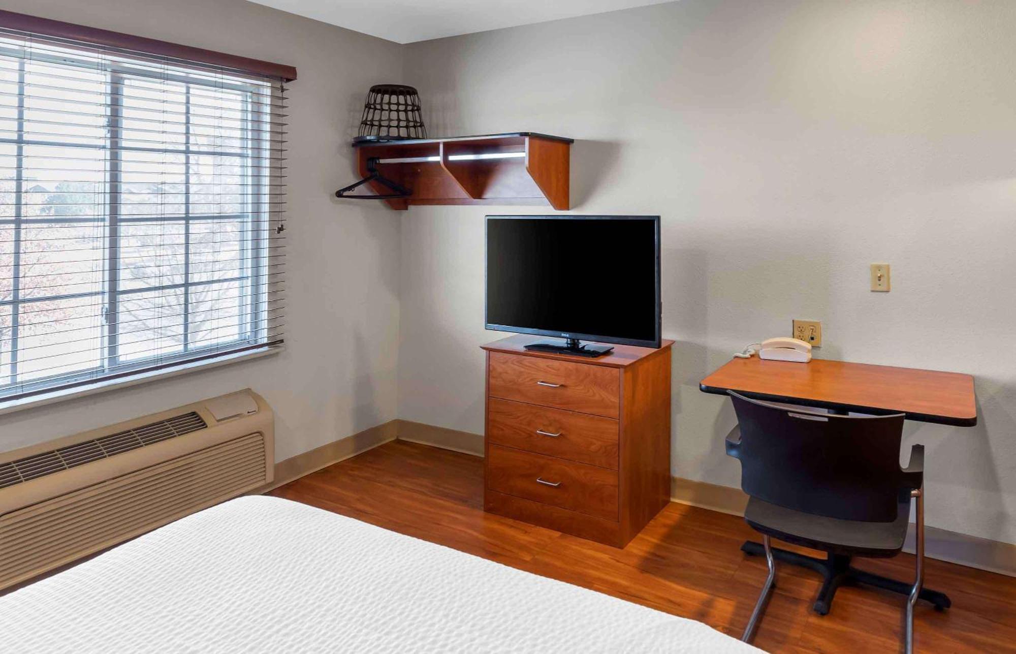 Extended Stay America Select Suites - Wichita - Airport Eksteriør bilde