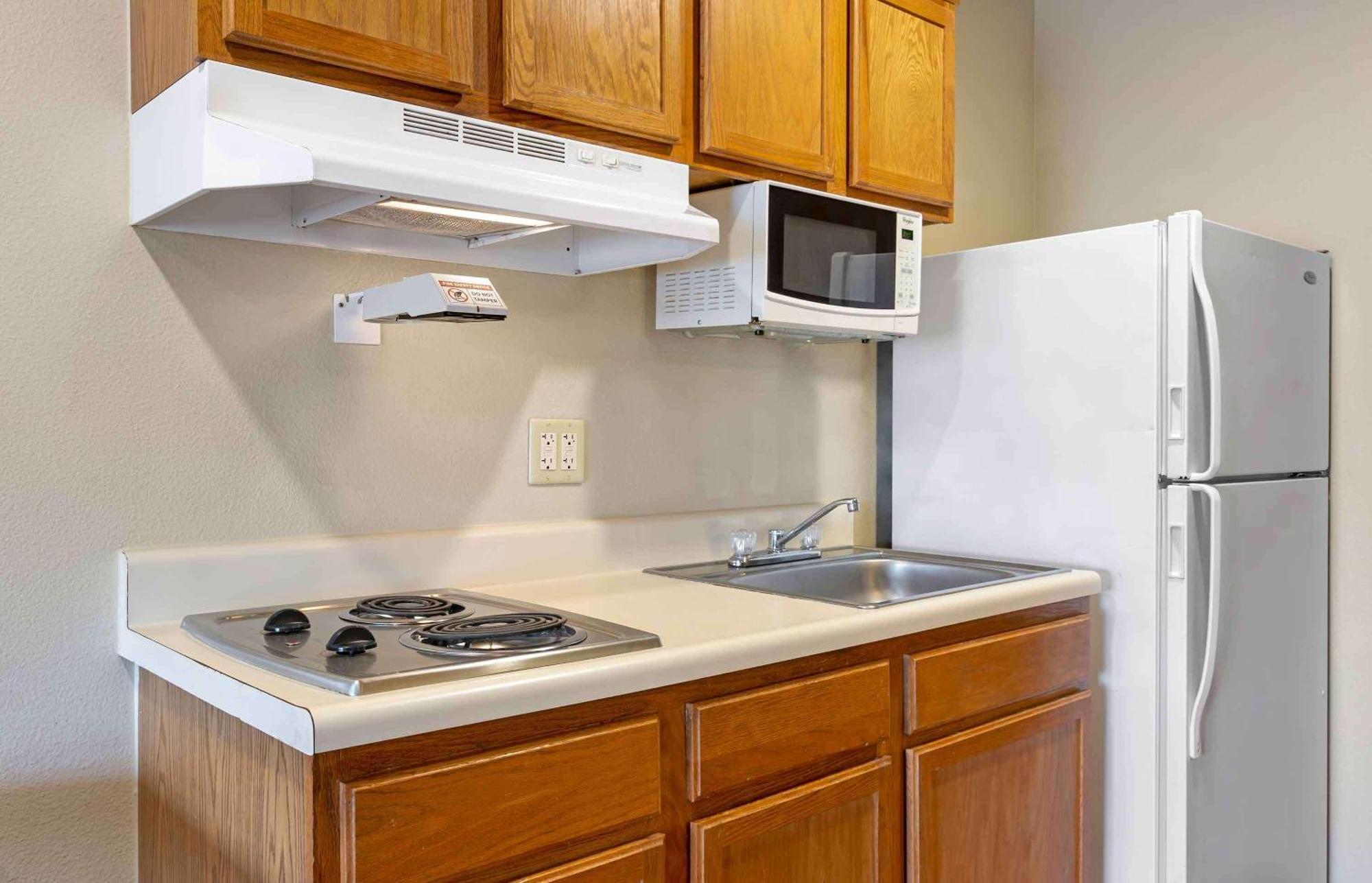 Extended Stay America Select Suites - Wichita - Airport Eksteriør bilde