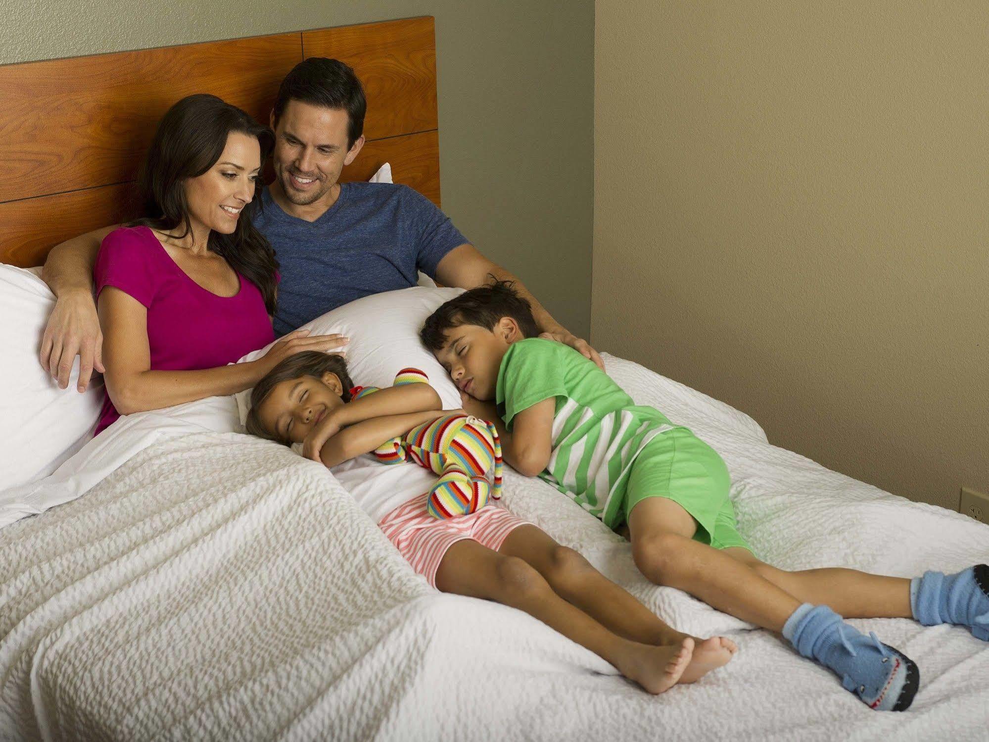 Extended Stay America Select Suites - Wichita - Airport Eksteriør bilde
