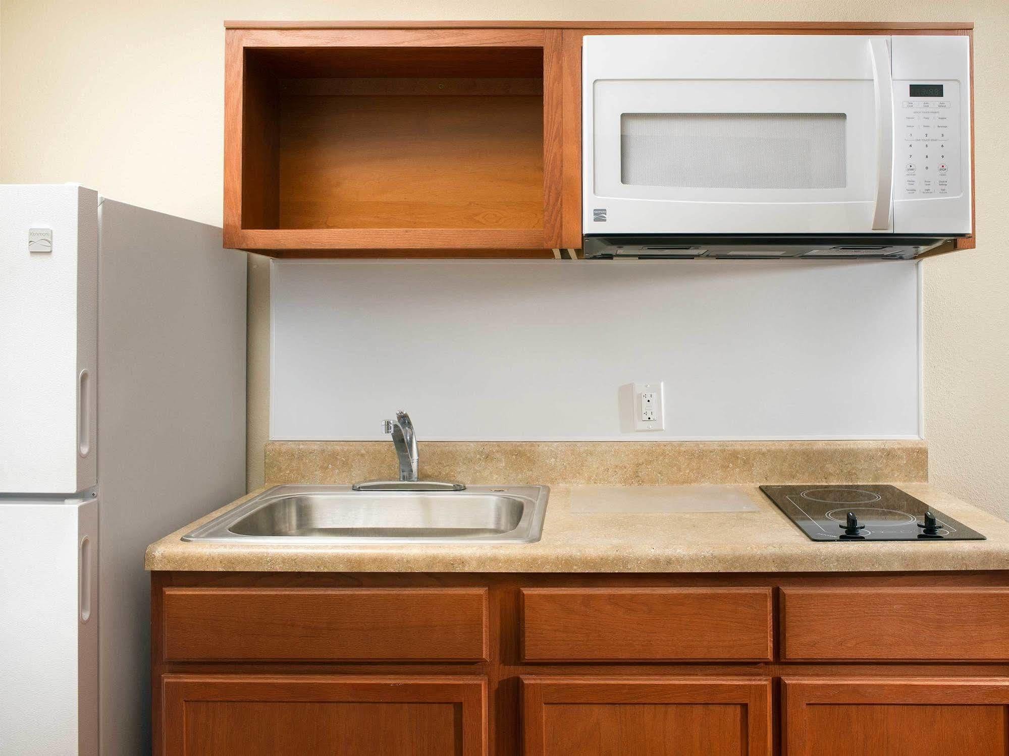 Extended Stay America Select Suites - Wichita - Airport Eksteriør bilde