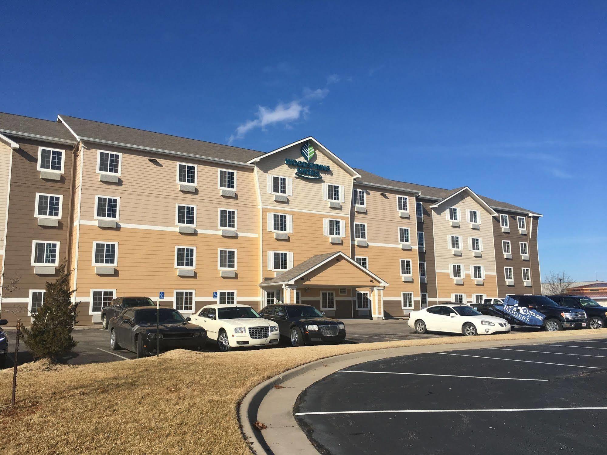 Extended Stay America Select Suites - Wichita - Airport Eksteriør bilde
